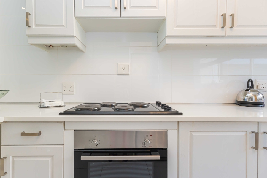 2 Bedroom Property for Sale in Sea Point Western Cape